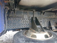 いすゞエルフ冷凍車（冷蔵車）小型（2t・3t）[写真20]