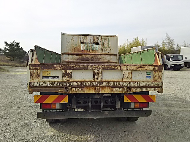 いすゞフォワードダンプ中型（4t）[写真06]