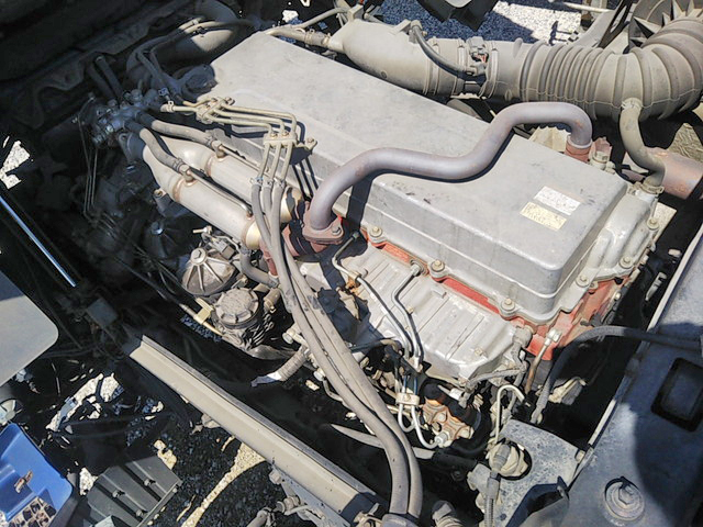 日野プロフィアトレーラーヘッド（トラクターヘッド）大型（10t）[写真12]