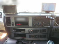 日野プロフィアトレーラーヘッド（トラクターヘッド）大型（10t）[写真18]