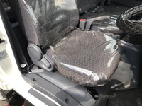 いすゞエルフダブルキャブ（Wキャブ）小型（2t・3t）[写真25]