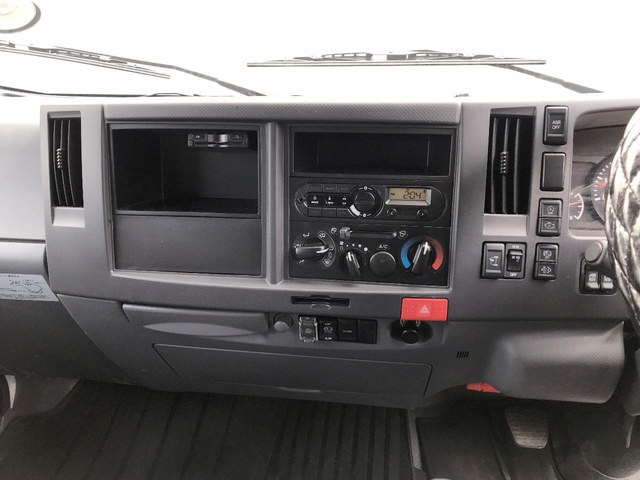 いすゞエルフダブルキャブ（Wキャブ）小型（2t・3t）[写真29]