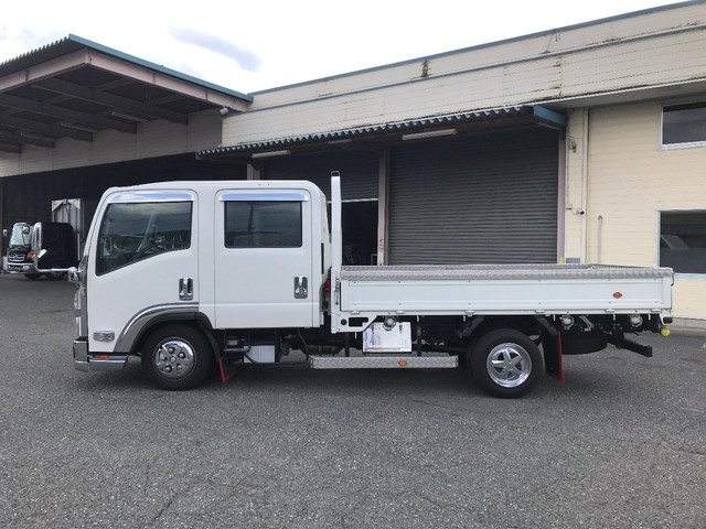 いすゞエルフダブルキャブ（Wキャブ）小型（2t・3t）[写真05]
