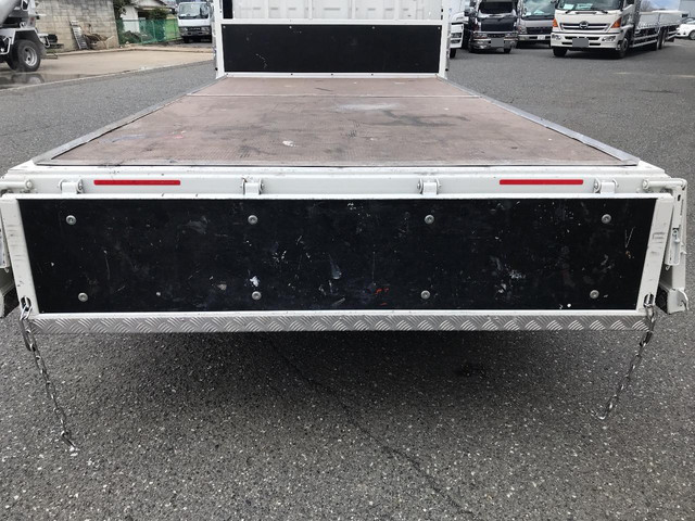 いすゞエルフダブルキャブ（Wキャブ）小型（2t・3t）[写真09]