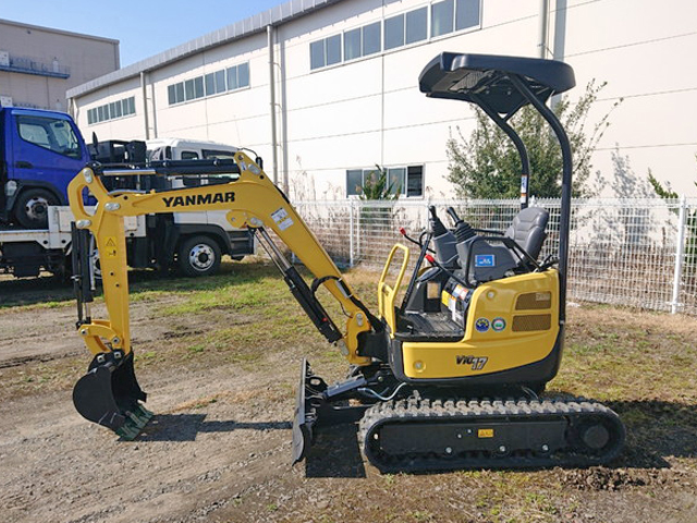 ヤンマーミニユンボ（ミニバックホー）[写真05]
