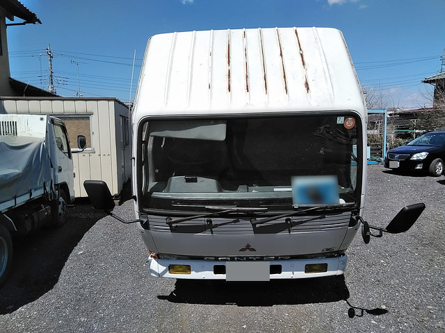 三菱ふそうキャンター平ボディ小型（2t・3t）[写真03]