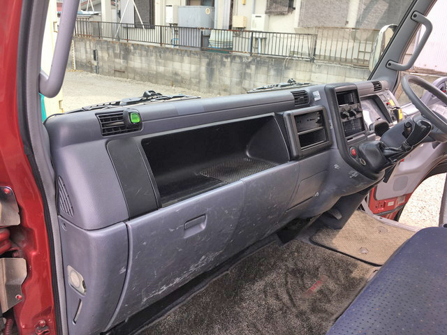 三菱ふそうキャンターセーフティローダー小型（2t・3t）[写真33]