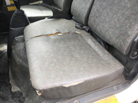 いすゞエルフダンプ小型（2t・3t）[写真23]