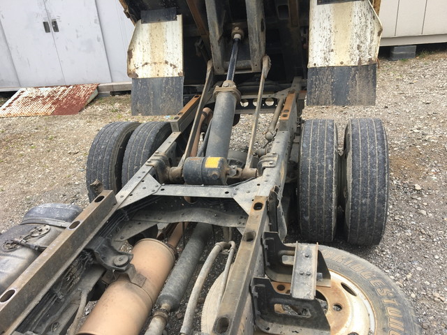 いすゞエルフダンプ小型（2t・3t）[写真09]