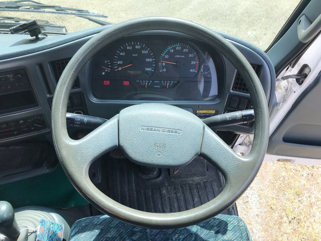 UDトラックスコンドルユニック4段中型（4t）[写真24]