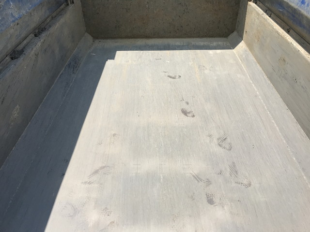 日野レンジャーダンプ増トン（6t・8t）[写真09]