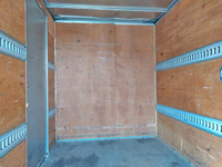 日産アトラスアルミバン小型（2t・3t）[写真06]