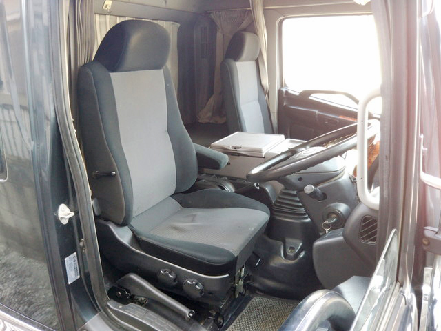 日野レンジャーダンプ増トン（6t・8t）[写真29]