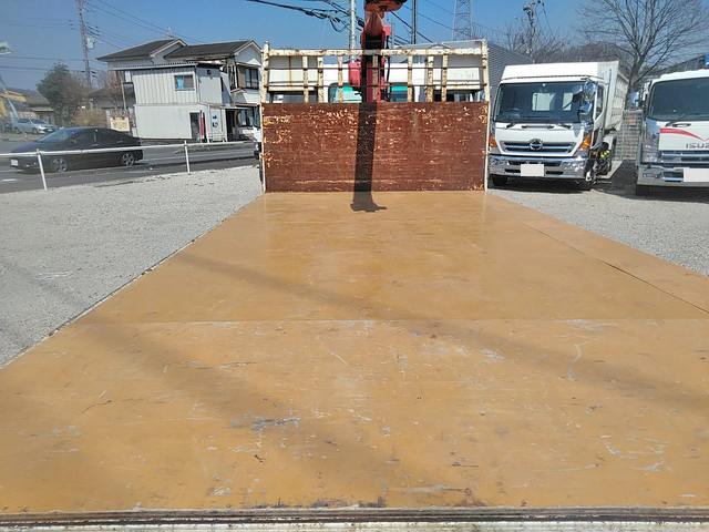 三菱ふそうキャンターユニック3段小型（2t・3t）[写真10]