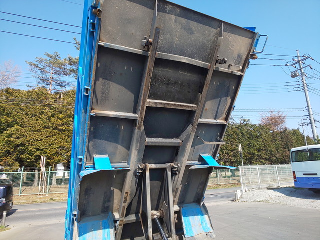 いすゞエルフ深ダンプ（土砂禁ダンプ）小型（2t・3t）[写真17]