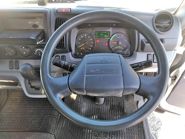 三菱ふそうキャンターユニック3段小型（2t・3t）[写真34]