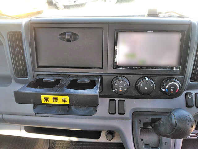 三菱ふそうキャンターユニック3段小型（2t・3t）[写真38]