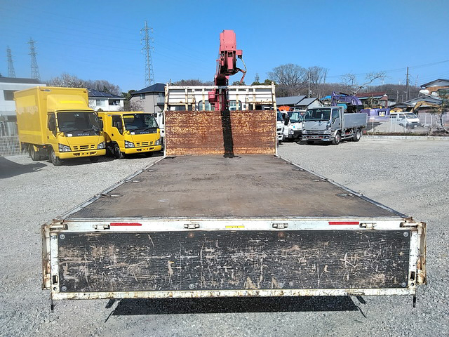 三菱ふそうキャンターユニック3段小型（2t・3t）[写真09]