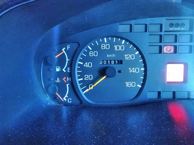 三菱ふそうスーパーグレート平ボディ大型（10t）[写真29]