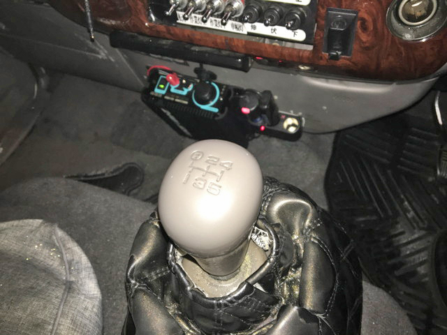 日野デュトロレッカー車小型（2t・3t）[写真25]