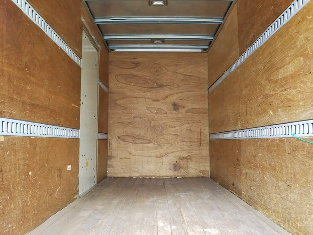 いすゞエルフアルミバン小型（2t・3t）[写真13]