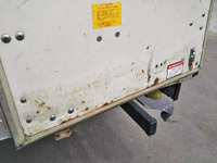 いすゞエルフアルミバン小型（2t・3t）[写真18]