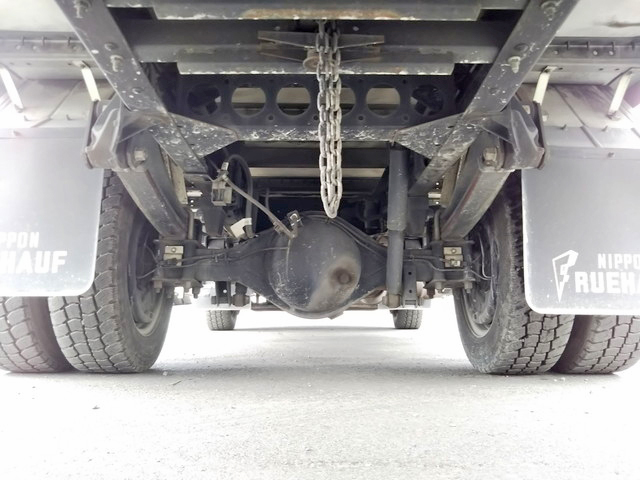 いすゞエルフアルミバン小型（2t・3t）[写真22]