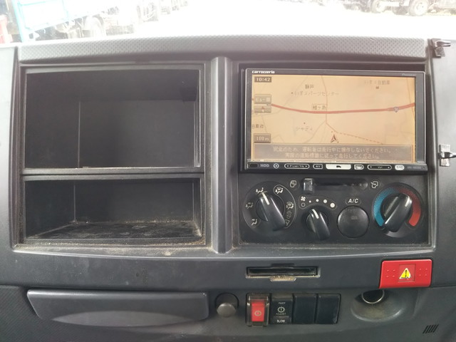 いすゞエルフアルミバン小型（2t・3t）[写真38]