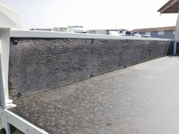 三菱ふそうキャンター平ボディ小型（2t・3t）[写真17]