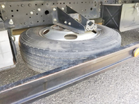 三菱ふそうキャンター平ボディ小型（2t・3t）[写真27]