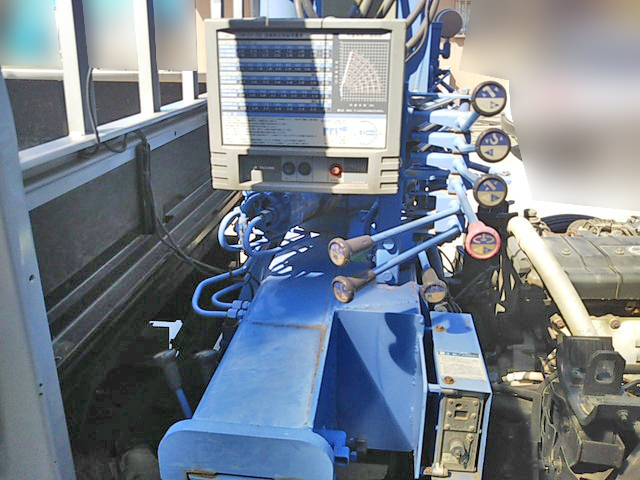 マツダタイタンクレーン6段小型（2t・3t）[写真13]