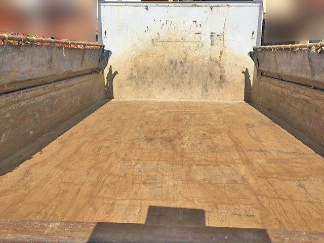 日野レンジャーダンプ中型（4t）[写真08]