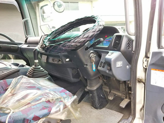 日野レンジャーユニック5段中型（4t）[写真34]