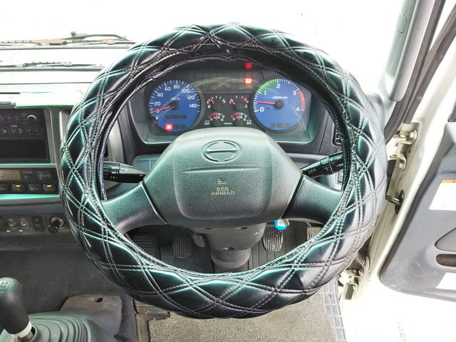 日野レンジャーユニック5段中型（4t）[写真37]