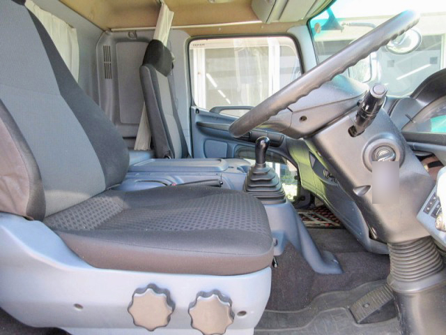 日野レンジャーアルミウイング増トン（6t・8t）[写真15]