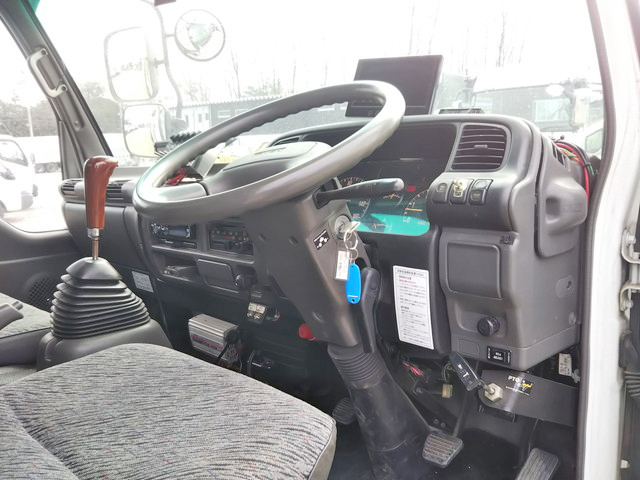 いすゞエルフセーフティローダー小型（2t・3t）[写真26]