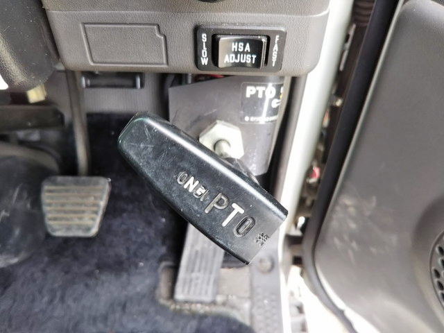 いすゞエルフセーフティローダー小型（2t・3t）[写真32]