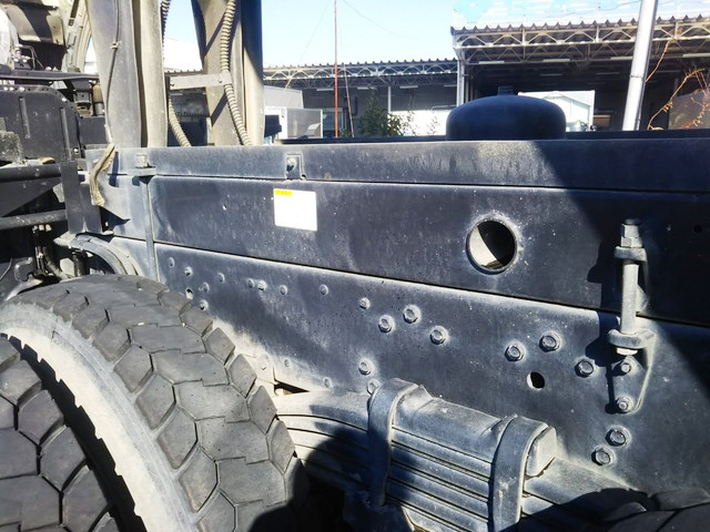 三菱ふそうスーパーグレートダンプ大型（10t）[写真12]