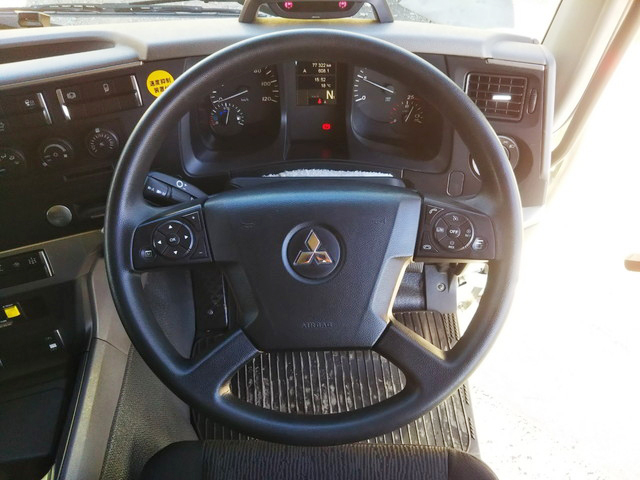 三菱ふそうスーパーグレートダンプ大型（10t）[写真35]