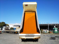 三菱ふそうスーパーグレートダンプ大型（10t）[写真09]