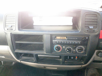 日産アトラス平ボディ小型（2t・3t）[写真16]