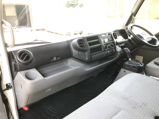 日野デュトロ冷凍車（冷蔵車）小型（2t・3t）[写真29]