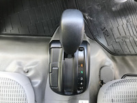 日野デュトロ冷凍車（冷蔵車）小型（2t・3t）[写真36]