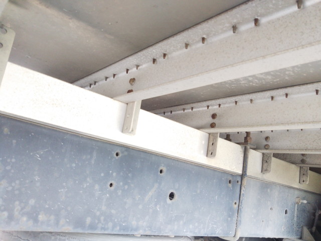 日野レンジャーアルミバン中型（4t）[写真15]