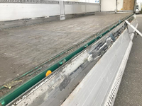 UDトラックスクオンアルミウイング大型（10t）[写真14]