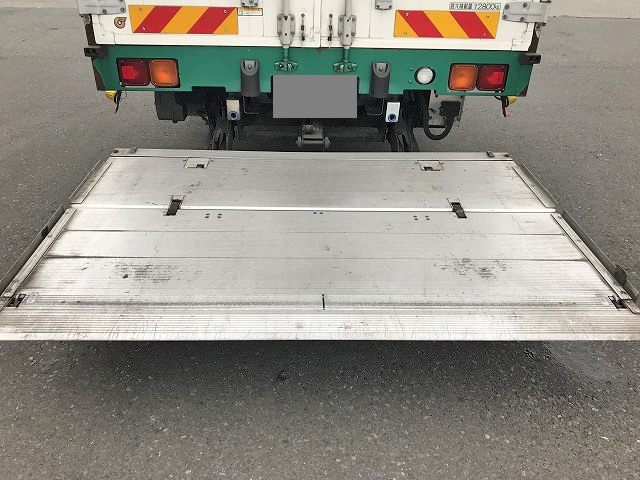 UDトラックスクオンアルミウイング大型（10t）[写真19]