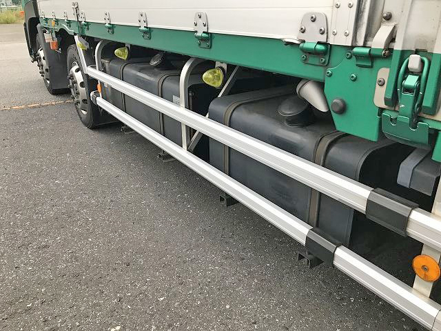 UDトラックスクオンアルミウイング大型（10t）[写真20]