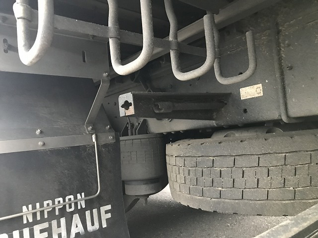 UDトラックスクオンアルミウイング大型（10t）[写真26]