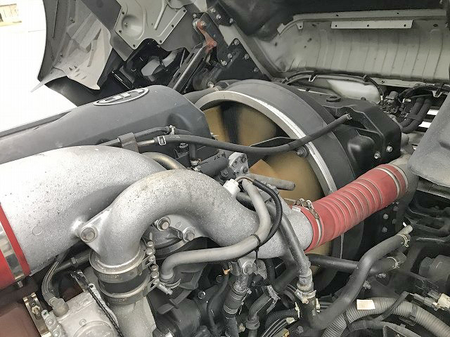 UDトラックスクオンアルミウイング大型（10t）[写真29]