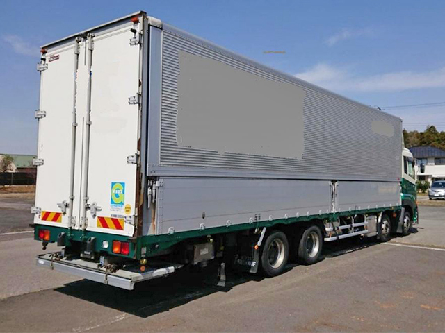 UDトラックスクオンアルミウイング大型（10t）[写真04]